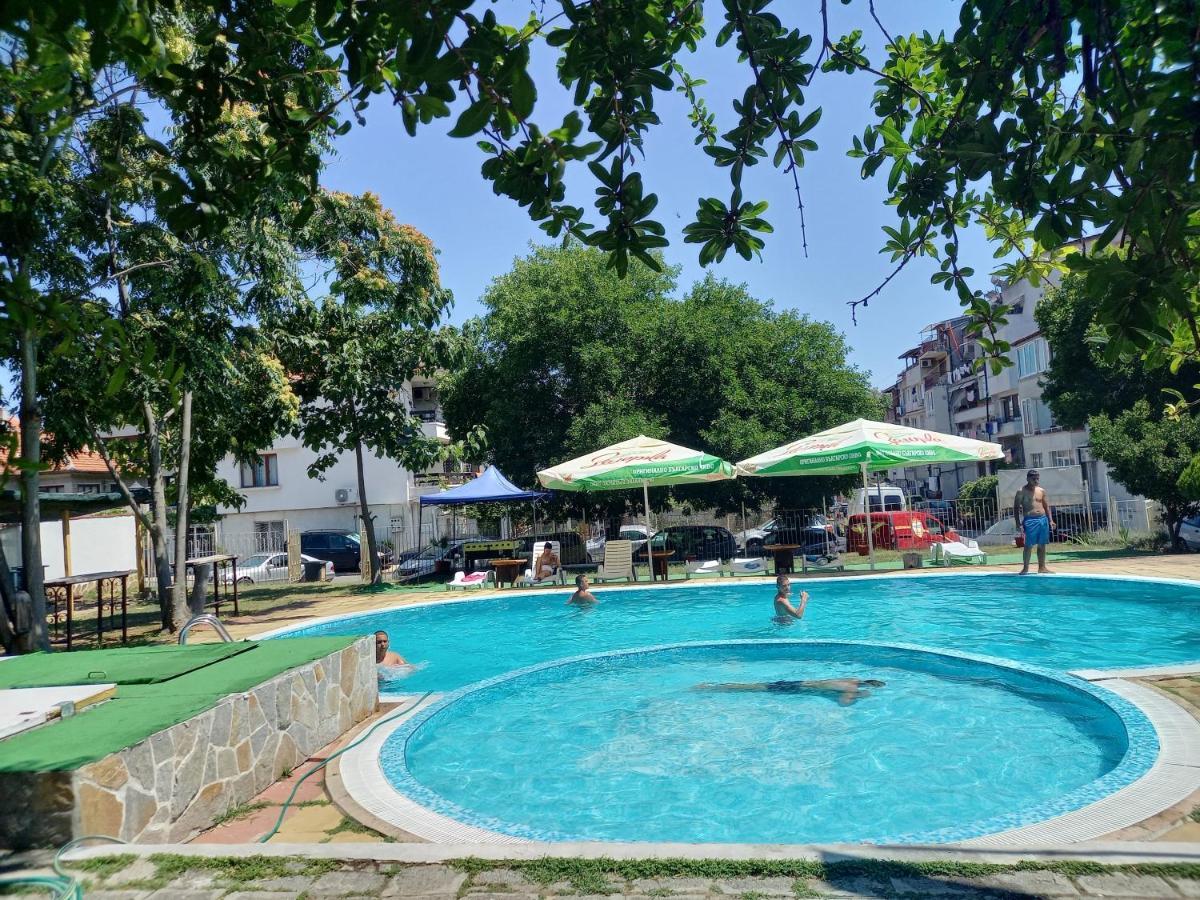 Central Hotel Sozopol Exterior foto