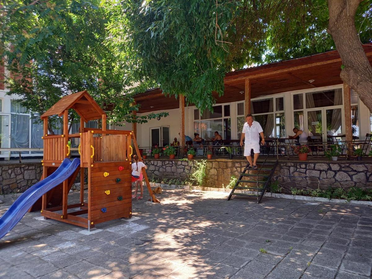 Central Hotel Sozopol Exterior foto